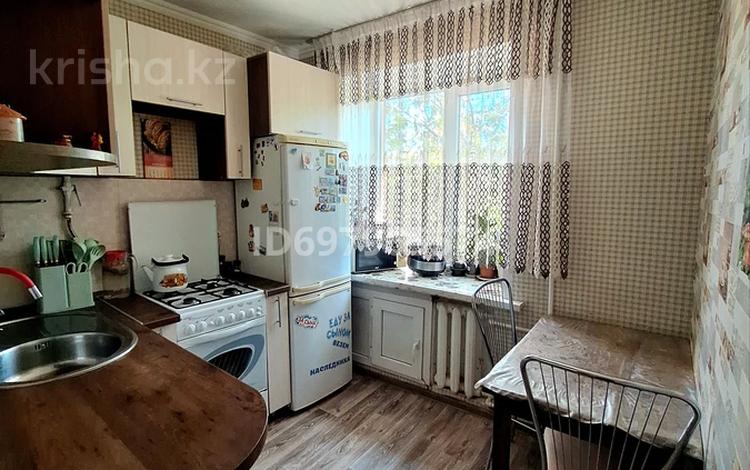 3-комнатная квартира · 42 м² · 4/4 этаж, Жукова 13 за 13.7 млн ₸ в Уральске — фото 2