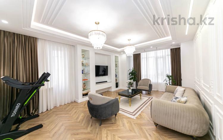 4-комнатная квартира · 187 м², Керей Жанибек хандар 30 — Бокейхана за 190 млн 〒 в Астане, Есильский р-н — фото 2