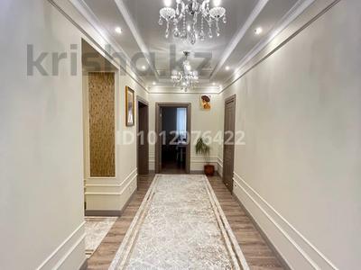 3-комнатная квартира · 135 м² · 9/9 этаж, Темирбека Жургенова за 77 млн ₸ в Астане, Сарайшык р-н
