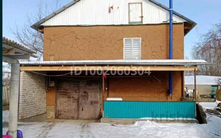 Жеке үй · 5 бөлме · 100 м² · 10 жүзд., Горпрокуратура 91б, бағасы: 9.8 млн ₸ в Актобе, жилой массив Кирпичный — фото 21