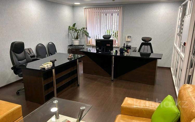 Еркін, кеңселер, дүкендер мен бутиктер · 85 м², бағасы: 35 млн ₸ в Кокшетау — фото 5