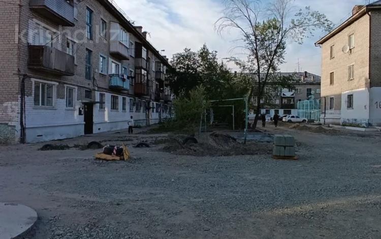 3-комнатная квартира · 54 м² · 2/3 этаж, 72 квартал 15 за 18 млн ₸ в Семее — фото 20