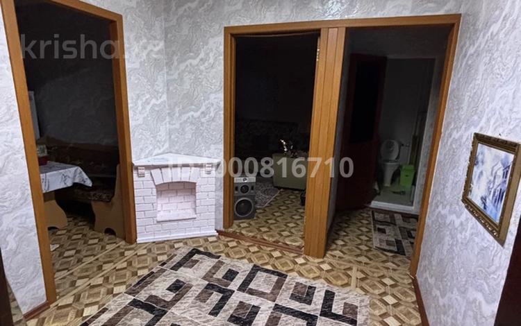 2-комнатная квартира · 52 м² · 5/5 этаж, 8 квартал 47 за 3.5 млн 〒 в п.Актау — фото 2
