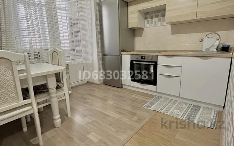 1-комнатная квартира · 30 м² · 2/8 этаж, Пр.Аль-Фараби — Улы дала и Аль-фараби за 180 000 ₸ в Астане, Есильский р-н — фото 9