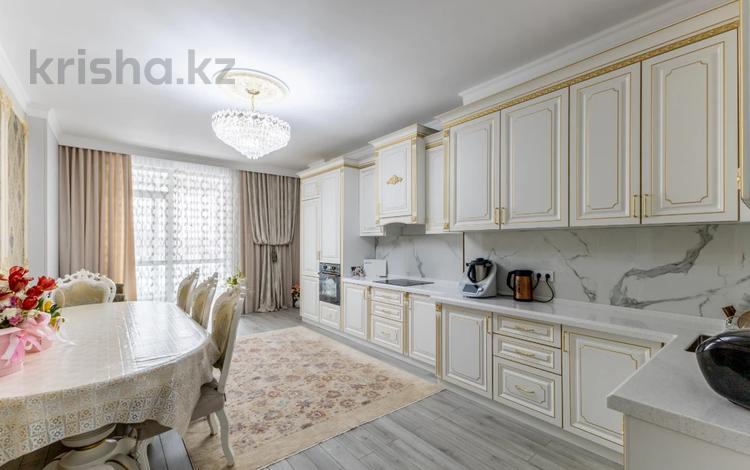 4-комнатная квартира, 140 м², 3/10 этаж, Кайым Мухамедханова 11 — ГОРЯЧЕЕ ПРЕДЛОЖЕНИЕ