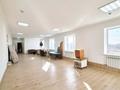 Свободное назначение, кабинеты и рабочие места · 283 м² за 700 000 ₸ в Астане, Сарыарка р-н — фото 15