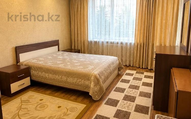 2-бөлмелі пәтер · 57.4 м² · 3/12 қабат, Жетісу-3 ш/а., проспект Абая 50 — станция метро Бауыржана Момышулы, бағасы: 36.5 млн ₸ в Алматы, Ауэзовский р-н — фото 2