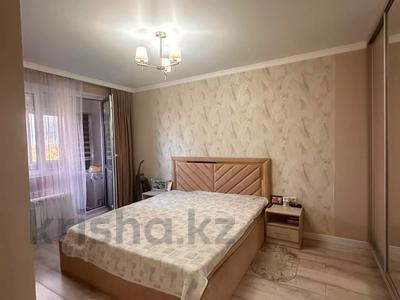 3-комнатная квартира · 90 м² · 8/10 этаж, Сейфуллина 51 за 400 000 ₸ в Алматы, Турксибский р-н
