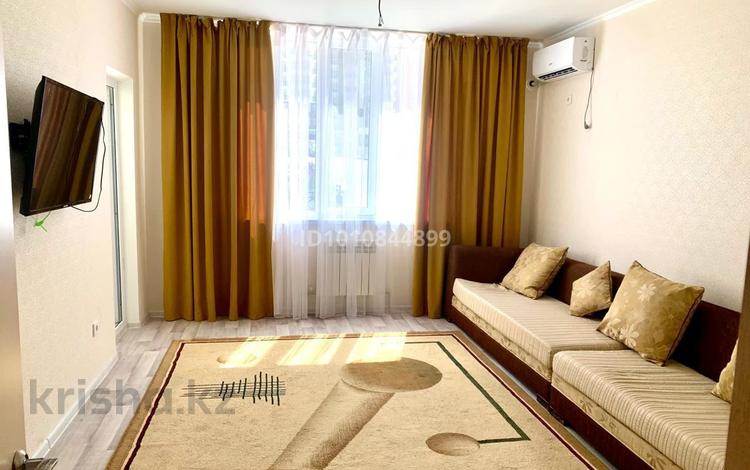 3-бөлмелі пәтер · 80 м² · 1/12 қабат, мкр Туран-2 11a, бағасы: 200 000 ₸ в Шымкенте, Каратауский р-н — фото 2