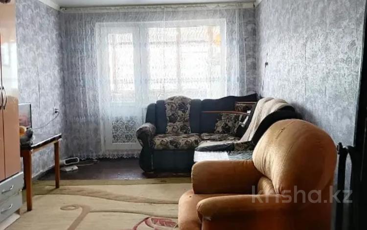2-бөлмелі пәтер · 45 м² · 5/5 қабат, 40 лет победы, бағасы: 6 млн ₸ в Шахтинске — фото 2