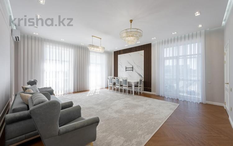 4-комнатная квартира · 155 м² · 3/9 этаж, Касым Аманжолов 20 за 140 млн ₸ в Астане, Сарайшык р-н — фото 74