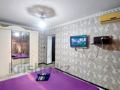 1-комнатная квартира · 36 м² · 4/4 этаж, Бейбітшілік 12 — Аквапарк "Фонтан" за 2 500 ₸ в Шымкенте, Абайский р-н