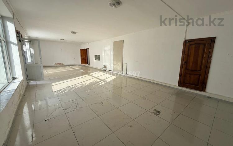 Свободное назначение, офисы · 125 м² за 290 000 〒 в Таразе — фото 2