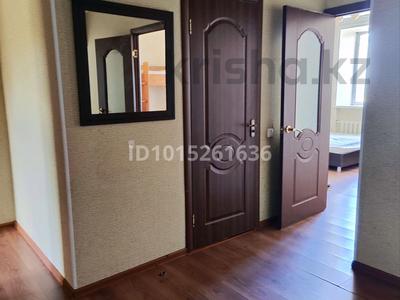 3-комнатная квартира · 86 м² · 4/4 этаж, Қанай би — Рядом магазин Дана за 180 000 ₸ в Щучинске