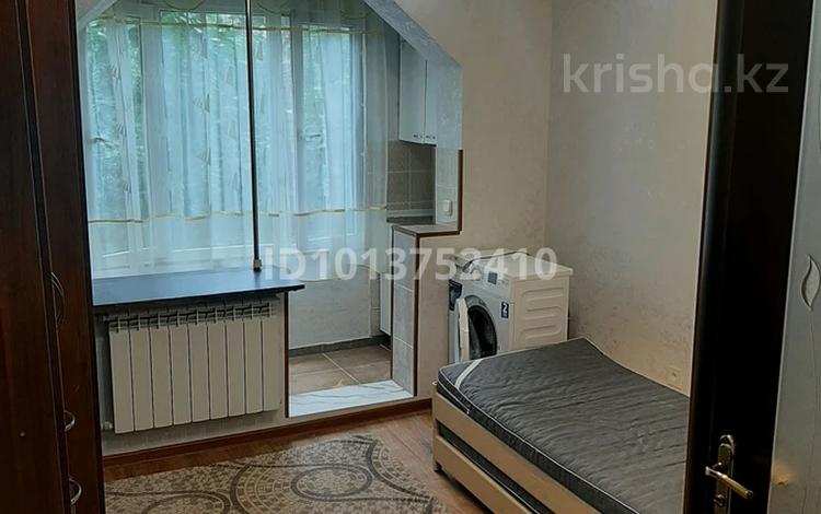 1-бөлмелі пәтер · 15 м² · 2/5 қабат, Богенбай батыра 272, бағасы: 170 000 ₸ в Алматы, Алмалинский р-н — фото 2