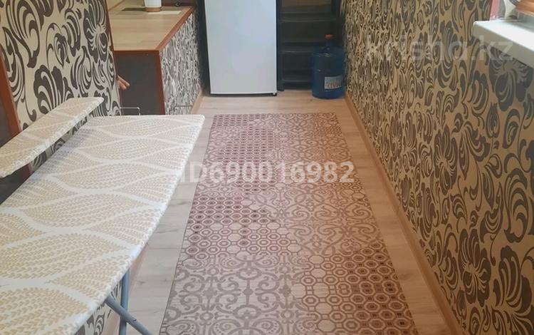 2-бөлмелі пәтер · 43 м² · 4/4 қабат, 2-ш/а. 22, бағасы: 10 000 ₸ в Актау, 2-й мкр — фото 2