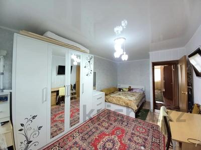 2-комнатная квартира, 48 м², 5/5 этаж, ул. Абая за 9 млн 〒 в Темиртау