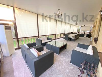 Отдельный дом · 10 комнат · 1050 м², Депутатский городок — Набережная реки Есиль, рядом с центром Столицы за 6.5 млн 〒 в Астане, Сарайшык р-н