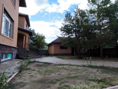 Отдельный дом · 10 комнат · 599.6 м² · 10 сот., Умай ана 8 — Комсомольский за 450 млн ₸ в Астане, Нура р-н
