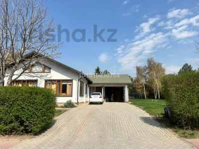 Жеке үй · 5 бөлме · 200 м² · 12 сот., мкр Шугыла, бағасы: ~ 1.7 млн 〒 в Алматы, Наурызбайский р-н