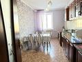 2-бөлмелі пәтер · 63 м² · 10/10 қабат, мкр 12 45 — 12мкр 45үй 10/10этаж 2008ж. Қасында Мектеп,балабақша.,емхана,Дина,Анва, бағасы: 20.5 млн ₸ в Актобе — фото 5