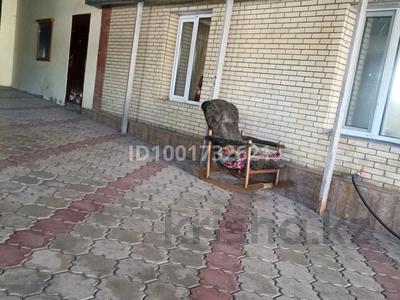 Отдельный дом · 4 комнаты · 70 м² · 60 сот., мкр Новый Город, Гоголя 2 за 75 млн 〒 в Караганде, Казыбек би р-н