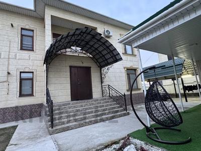 Отдельный дом · 9 комнат · 370 м² · 5.25 сот., мкр Самал-1 1811 за 150 млн ₸ в Шымкенте, Абайский р-н