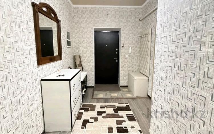 1-бөлмелі пәтер · 45 м² · 1/5 қабат, мкр. Алтын орда, бағасы: 20 млн ₸ в Актобе — фото 2