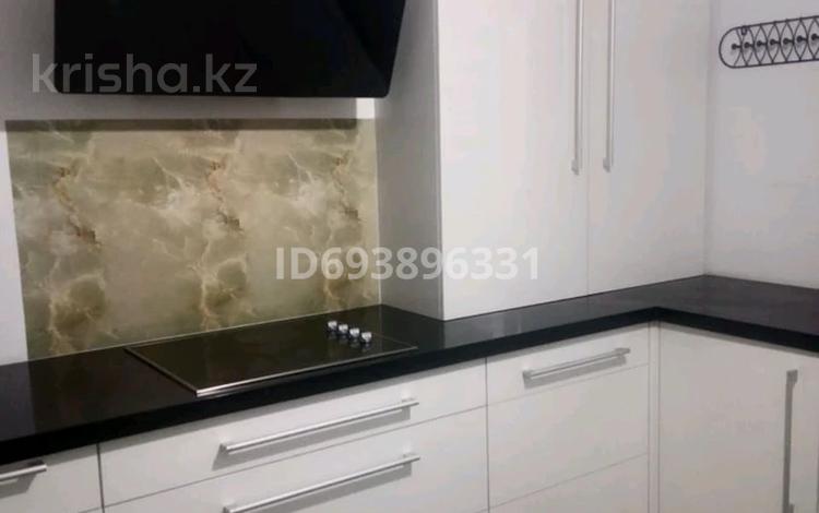 2-комнатная квартира · 52 м² · 2/5 этаж, мкр Акжар, Даулеткерей за 33 млн ₸ в Алматы, Наурызбайский р-н — фото 2