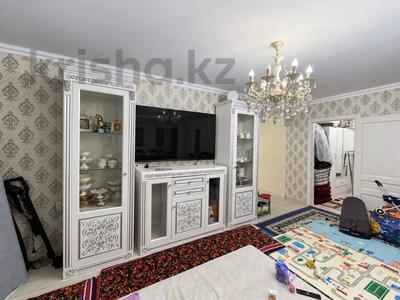 3-бөлмелі пәтер · 54.8 м² · 1/5 қабат, ул. Абая, бағасы: 12 млн ₸ в Темиртау