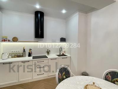 3-комнатная квартира · 63 м² · 3/10 этаж, Карасай батыра 119 за 75 млн 〒 в Алматы, Алмалинский р-н