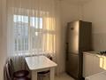1-комнатная квартира · 30 м² · 4/5 этаж, мкр Центральный, Азаттык 72б — Район стройконторы, напротив заправки Qazaq Oil за 150 000 ₸ в Атырау — фото 2