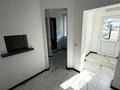 Офисы, образование, кабинеты и рабочие места · 242 м² за 350 000 ₸ в Актобе, мкр. Курмыш — фото 11