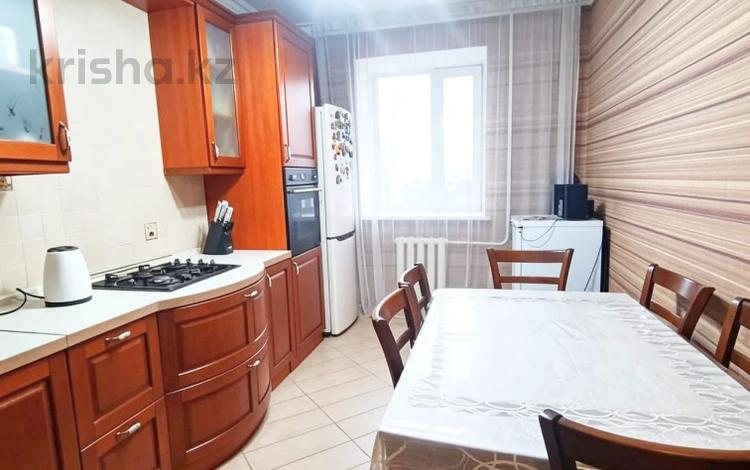 3-комнатная квартира · 88.4 м² · 9/10 этаж, Бараева 25 — школа сбоку дома (№54) за 48.5 млн ₸ в Астане, р-н Байконур — фото 16