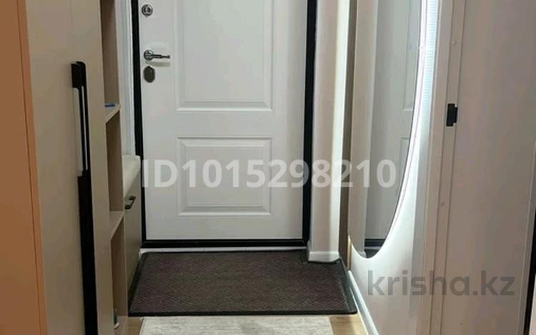 2-бөлмелі пәтер · 60.3 м² · 2/13 қабат, Тұран ш/а 549/11, бағасы: 230 000 ₸ в Шымкенте, Каратауский р-н — фото 2