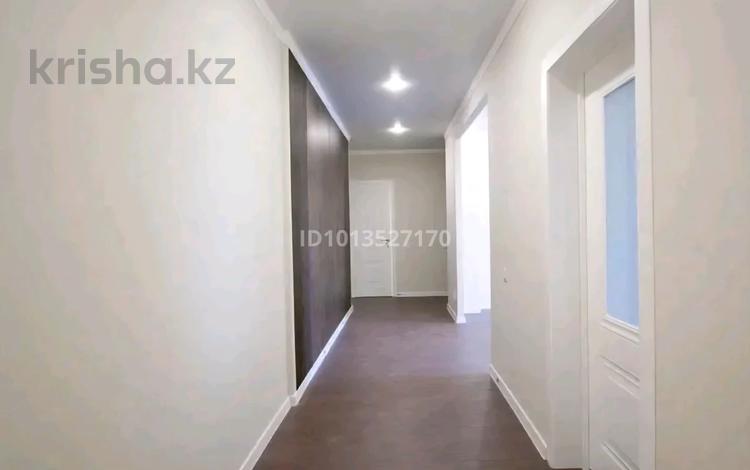 3-бөлмелі пәтер · 106 м² · 8/12 қабат, Торекулова 93, бағасы: 86 млн ₸ в Алматы — фото 2