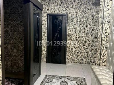 2-бөлмелі пәтер · 65 м² · 5/10 қабат, Ақсай-1 ш/а. 11/9, бағасы: 350 000 ₸ в Алматы, Ауэзовский р-н