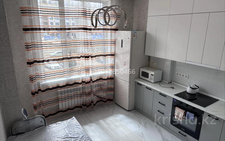 2-бөлмелі пәтер · 60 м² · 2/18 қабат, Нажимеденова, бағасы: 300 000 ₸ в Астане, Сарайшык р-н — фото 11