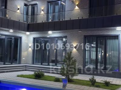 Отдельный дом · 6 комнат · 260 м² · 7.5 сот., Толеби, Рахимов д.уч 4a — С. Рахимова 4а за 120 млн ₸ в 