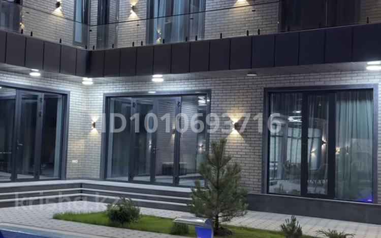 Отдельный дом · 6 комнат · 260 м² · 7.5 сот., Толеби, Рахимов д.уч 4a — С. Рахимова 4а за 120 млн ₸ в  — фото 51