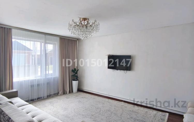 Отдельный дом · 2 комнаты · 68.7 м² · 7.45 сот., Орала мухамеджанова 6 — Напротив коттедж за 30 млн ₸ в Костанае, Костанай-2 — фото 2