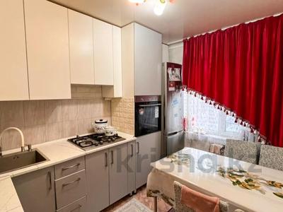 4-бөлмелі пәтер · 74.2 м² · 3/5 қабат, Самал, бағасы: 28.3 млн ₸ в Талдыкоргане, мкр Самал