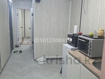 Дача · 3 комнаты · 35 м², Электромонтажник 55 — Аэропорт за 50 000 〒 в 