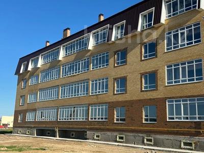 2-комнатная квартира · 75 м² · 1/4 этаж, Мамбетова 40 за 15 млн 〒 в Уральске