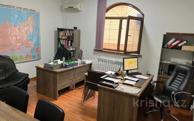 Кеңселер · 90 м², бағасы: 650 000 ₸ в Алматы, Медеуский р-н — фото 10