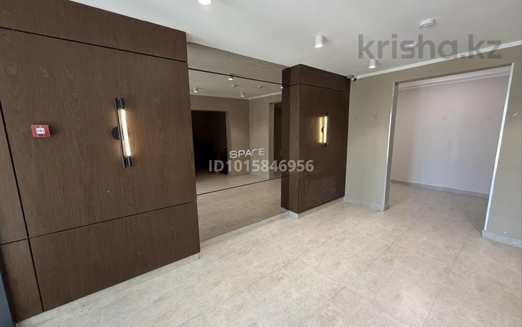 2-комнатная квартира · 60 м² · 9/12 этаж, Е 103 5 за 34 млн ₸ в Астане, Нура р-н — фото 2