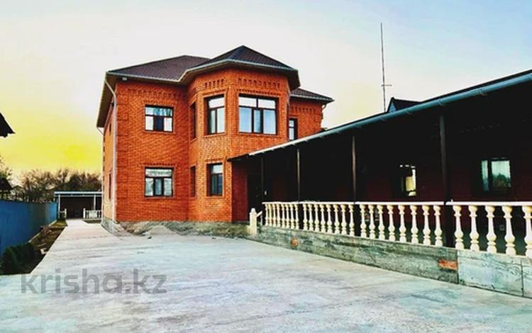 Отдельный дом · 6 комнат · 428 м² · 12 сот., Алмалы 25 за 85 млн 〒 в  — фото 2