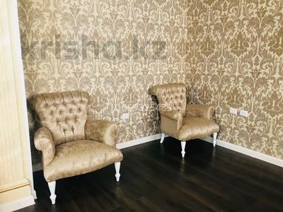 4-бөлмелі пәтер · 180 м² · 4/14 қабат, 17-ш/а. 6, бағасы: 800 000 ₸ в Актау, 17-й мкр