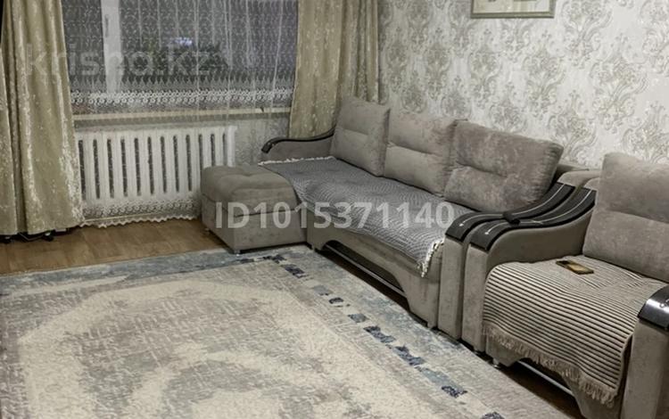 2-бөлмелі пәтер · 43.2 м² · 1/5 қабат, Кеншилер 13, бағасы: 10 млн ₸ в Экибастузе — фото 2