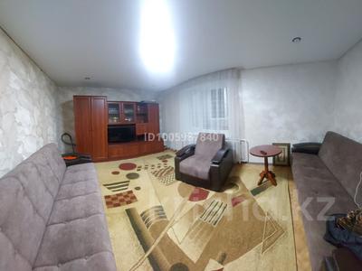 2-комнатная квартира · 60 м² · 7/10 этаж, мкр Юго-Восток, Мкр Юго-Восток, 30й микрорайон — Автостанция/Церковь за 200 000 〒 в Караганде, Казыбек би р-н